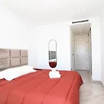 Sunset Waves 1-2 Apartman *
