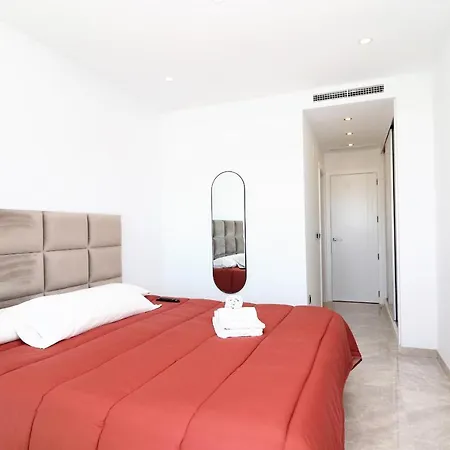 Sunset Waves 1-2 شقة *